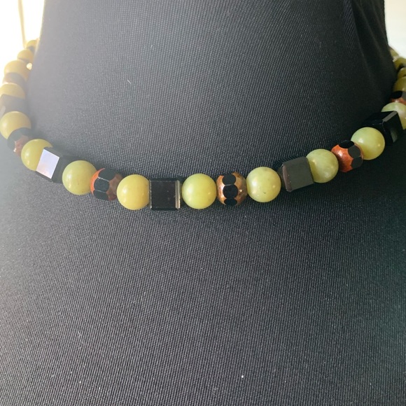 Necklace beaded jade crystal and glass - Picture 2 of 12